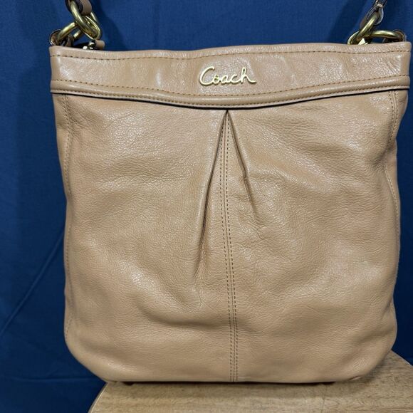 Coach Ashley Hippie Leather F20114 Pleated Shoulder Handbag Purse Y2K Retro
